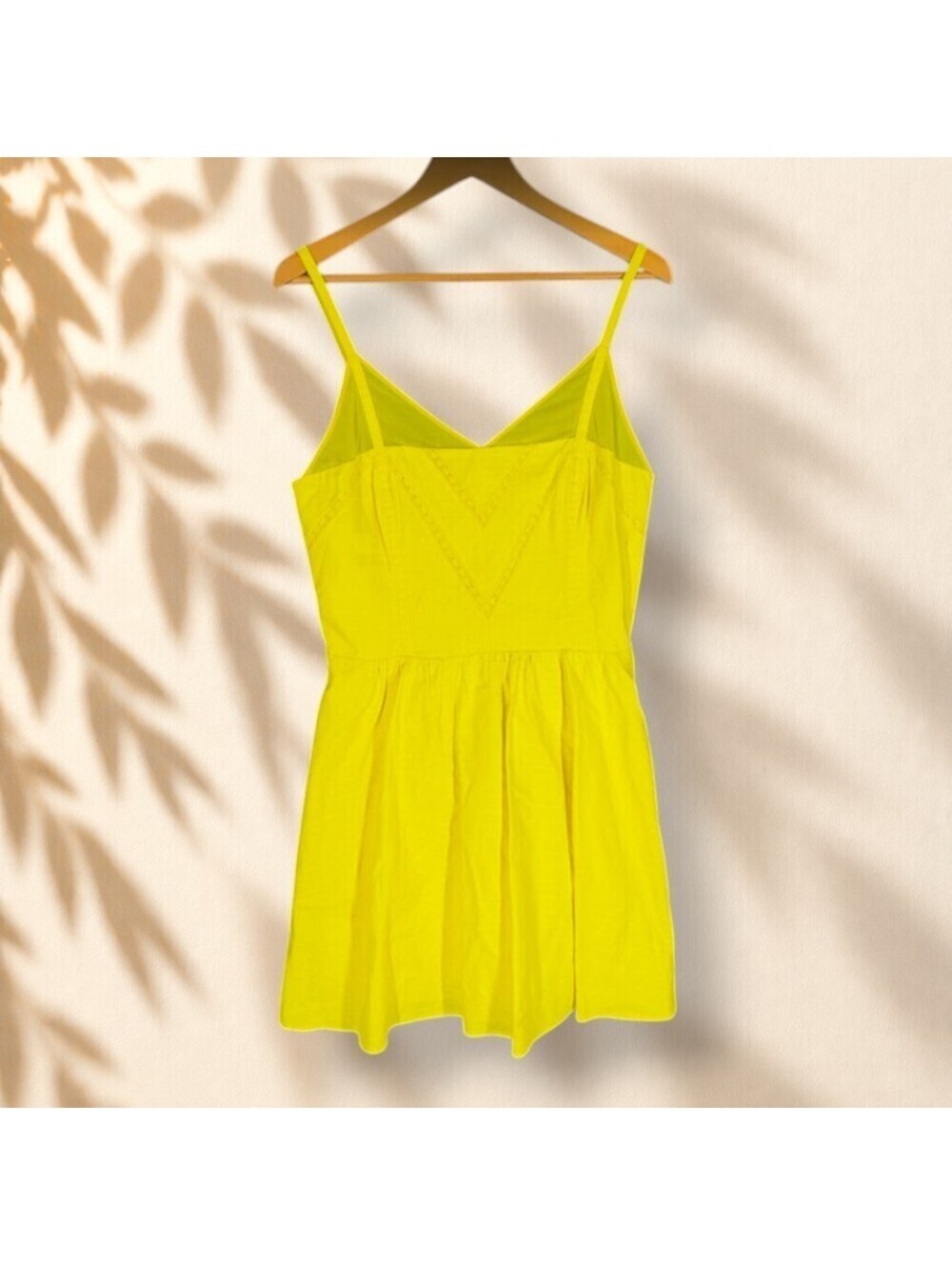 Jessica Simpson Sundress Women 12 Yellow Short V-Neck Sleeveless Stretch Casual